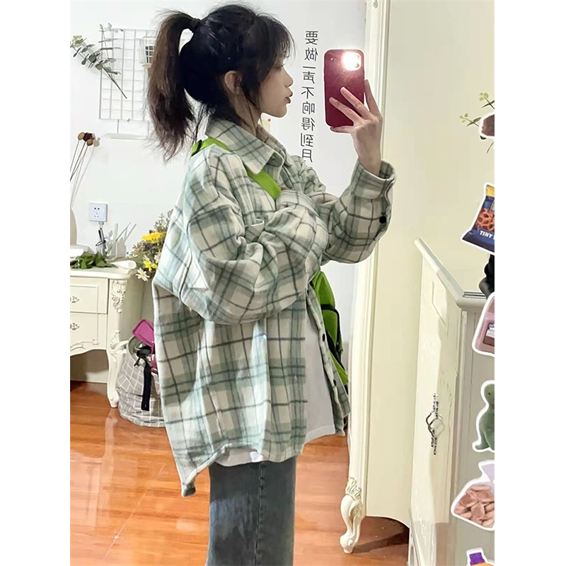 法式高級感綠色格子襯衫外套別致獨特春季上衣女新款2024年設計感