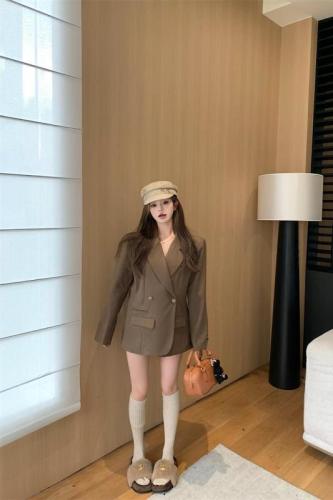 Real shot of T version right shoulder suit autumn high-end temperament suit jacket for small people