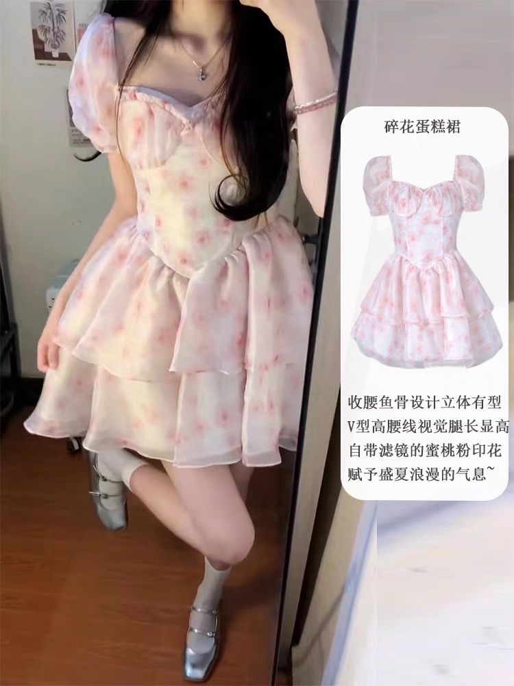 泡泡袖方領一字肩粉色碎花連衣裙女春夏小個子收腰公主蓬蓬蛋糕裙
