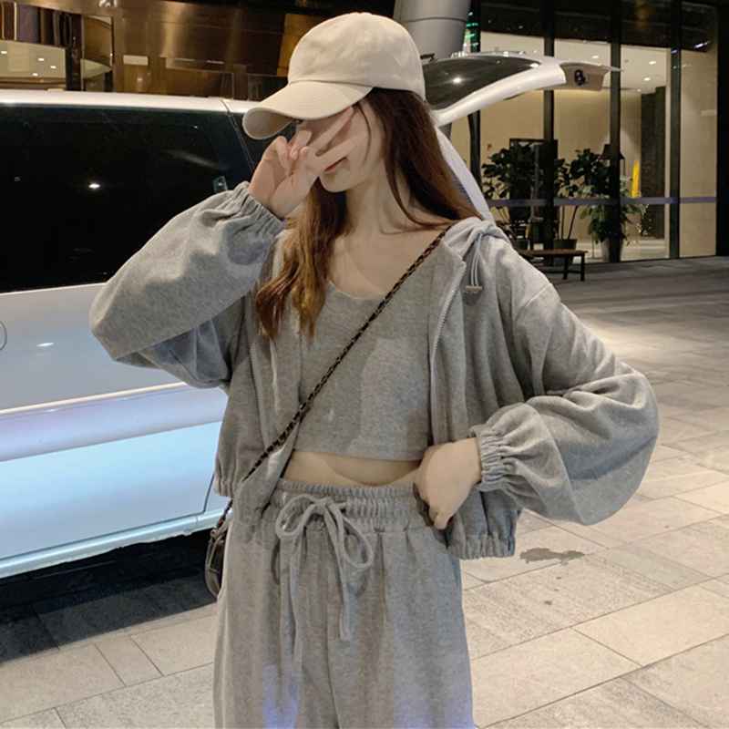 秋裝新款寬鬆薄款帶帽衛衣休閒三件套外套休閒時尚運動服套裝女