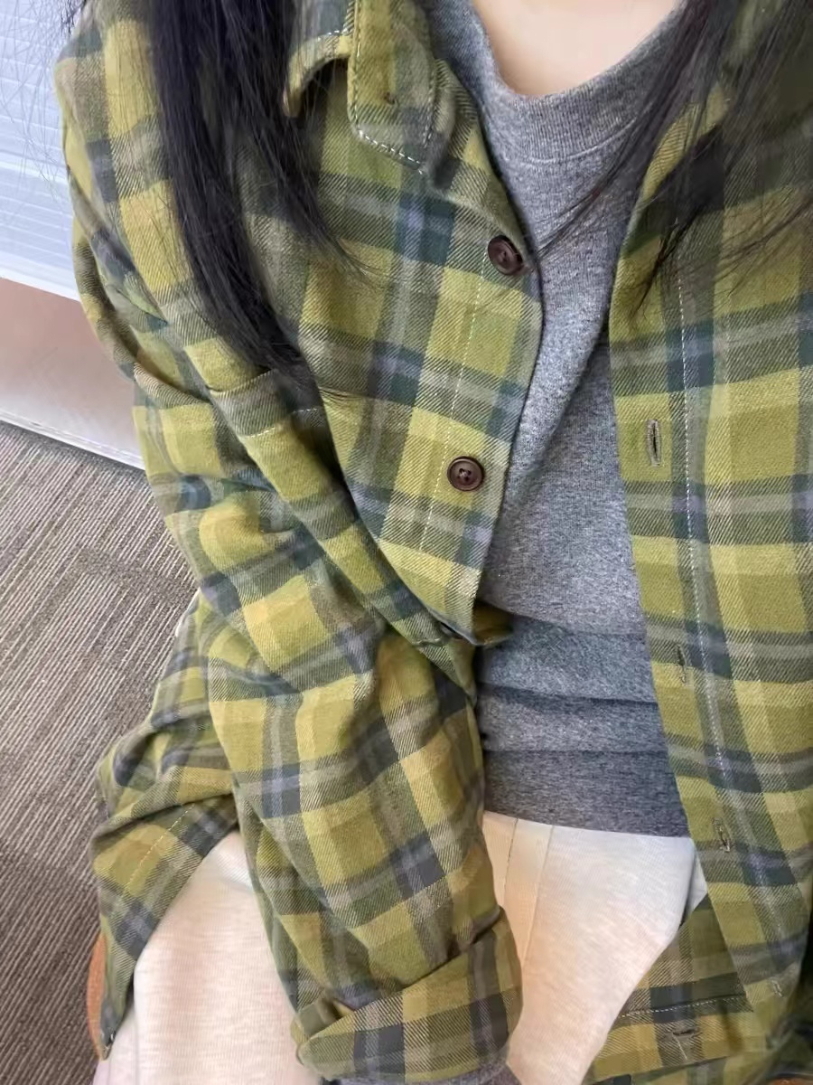 復古港風綠色格子襯衫外套女春秋季寬鬆bf慵懶風oversize情侶襯衣