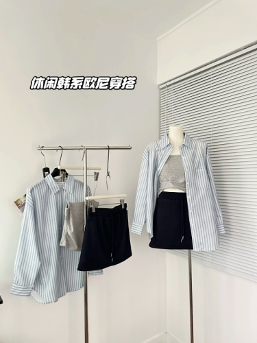 Wu77 Korean casual suit, loose striped shirt, pleated slimming suspenders + high waist sports skirt three-piece set