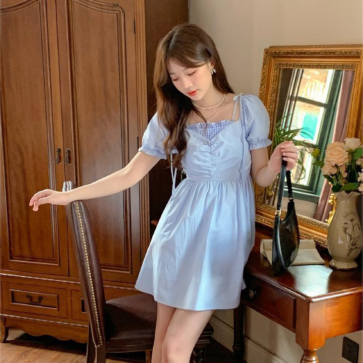 假兩件綁帶蝴蝶結連衣裙女春季甜美方領收腰顯瘦淑女裙子2024新款