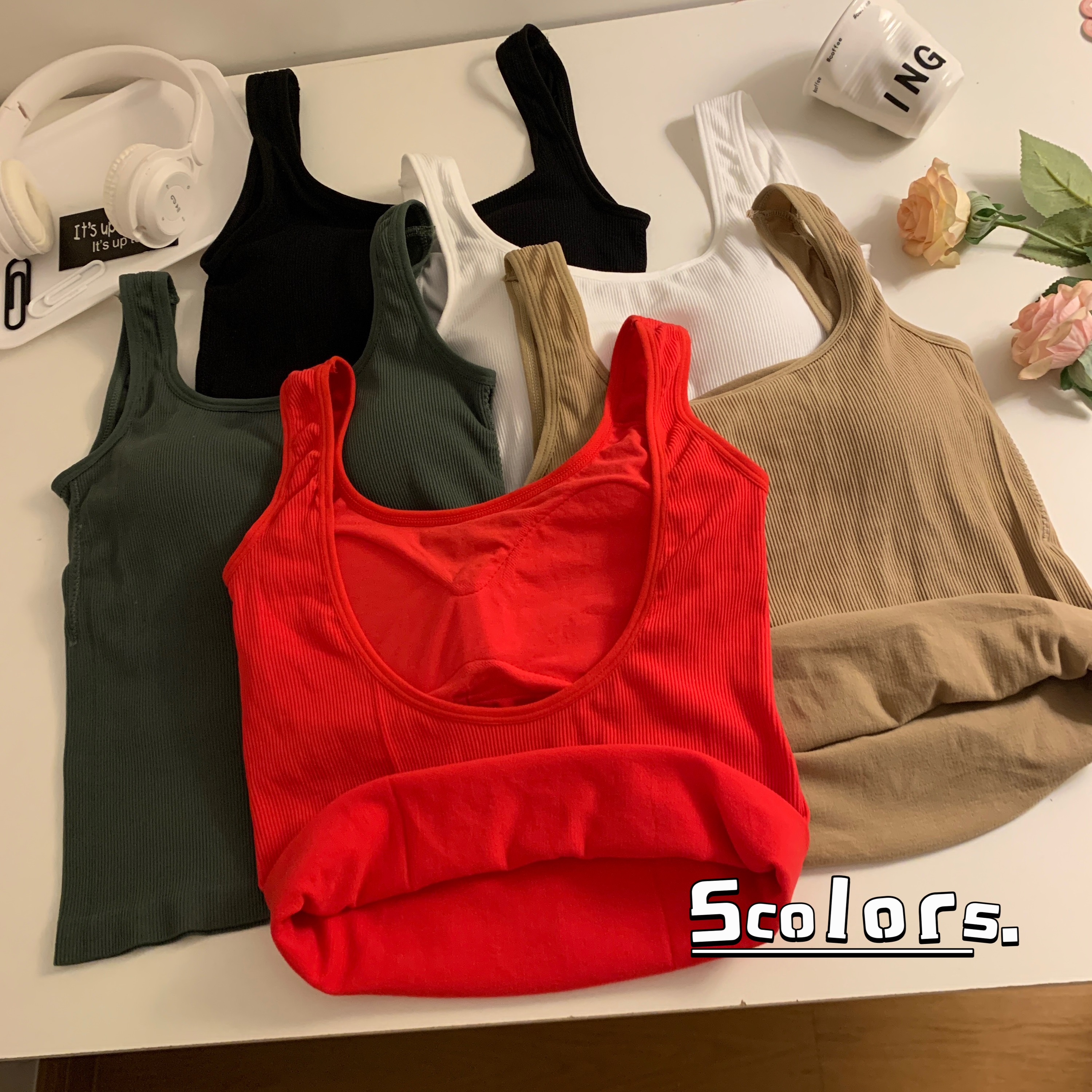 Actual shot of versatile solid color camisole, sexy U-shaped backless slim fit with breast pads for beautiful back wear