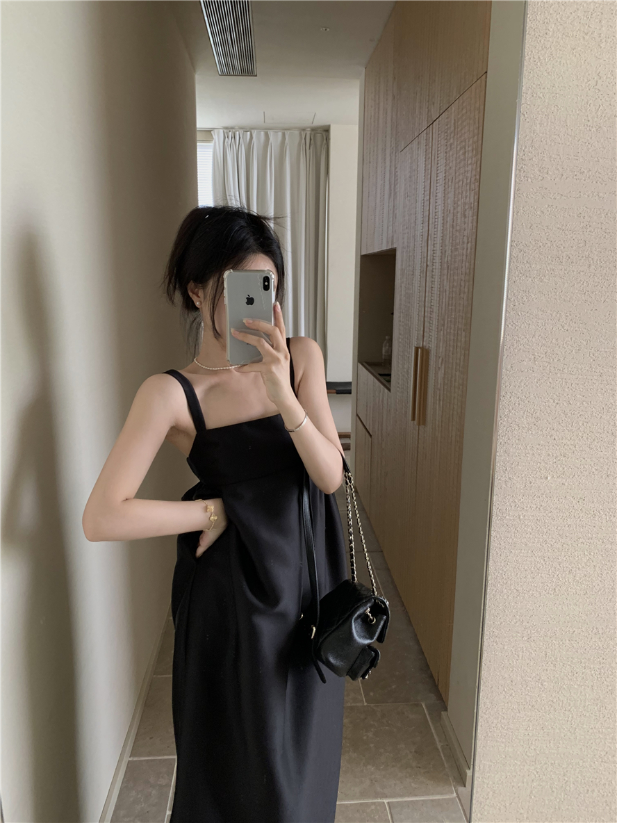 實拍  #法式露背花苞連衣裙女夏季新款氣質顯瘦吊帶長裙子