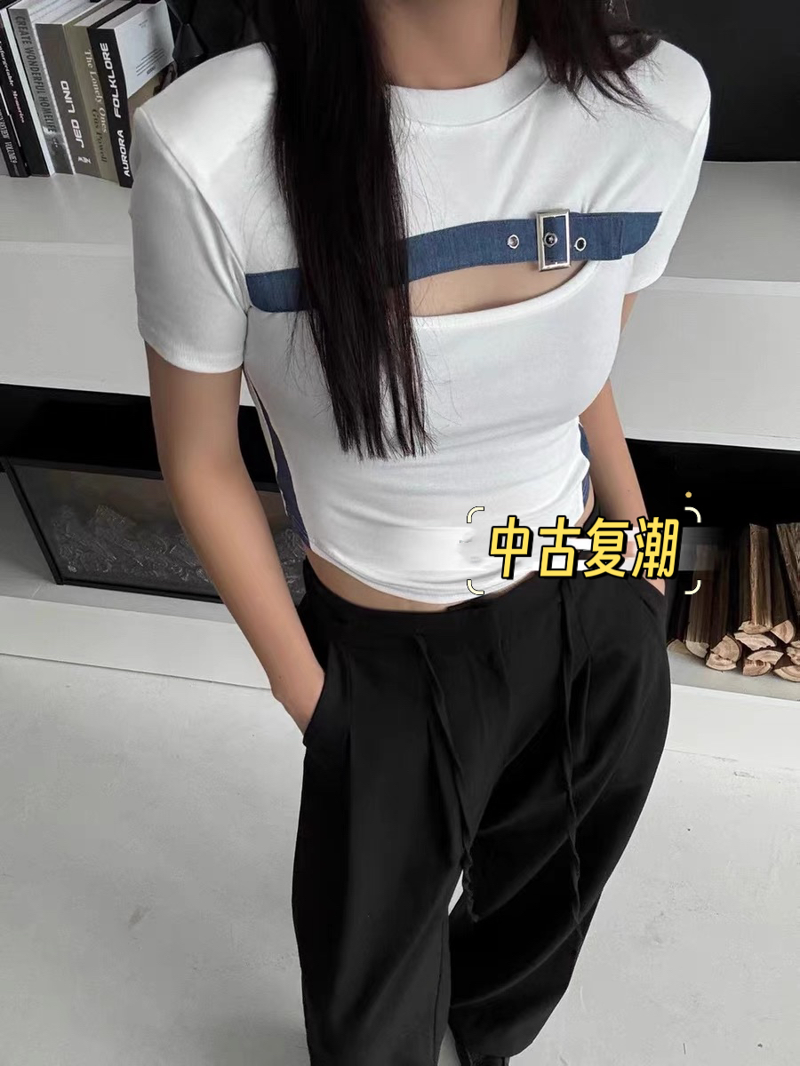 別致甜辣妹小眾設計感牛仔拼接黑色鏤空短袖t恤緊身短款上衣女夏