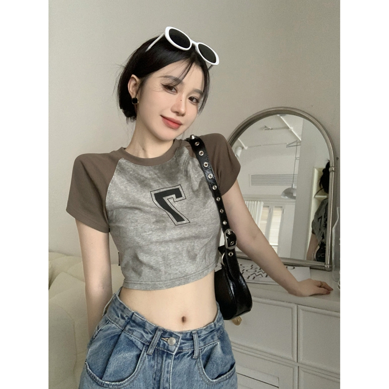 高級感插肩短袖正肩t恤女短款美式獨特别致高腰露臍甜辣ins上衣