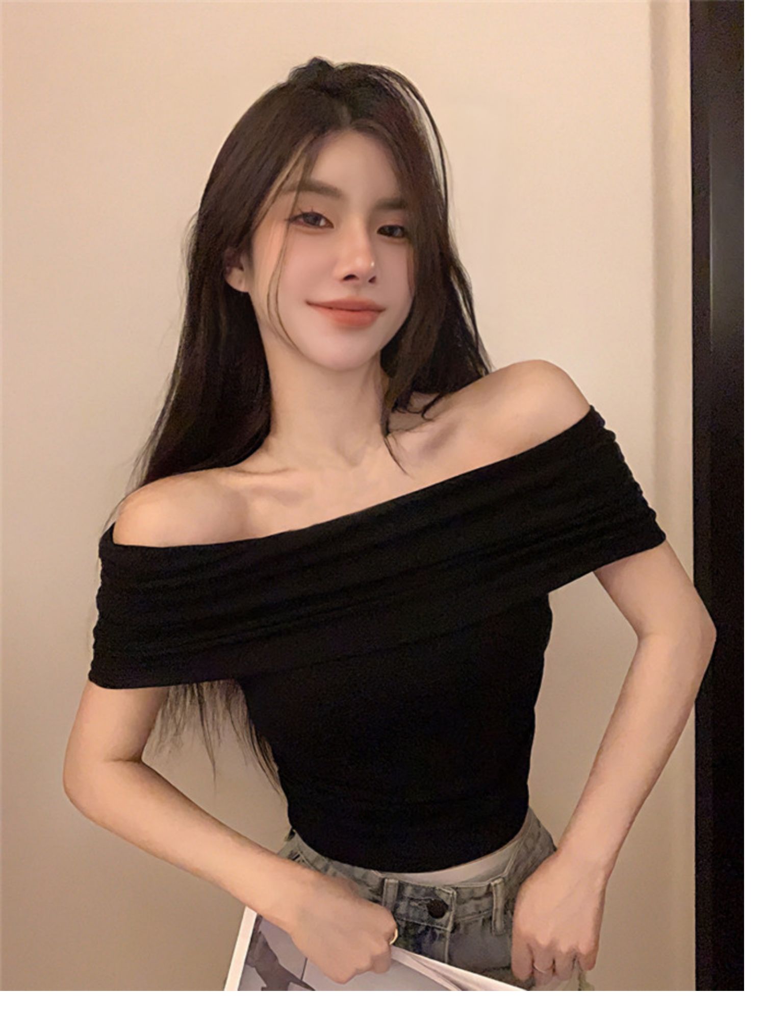 溫柔一字肩短袖t恤女短款春季設計感小眾露鎖骨性感熱辣別致上衣