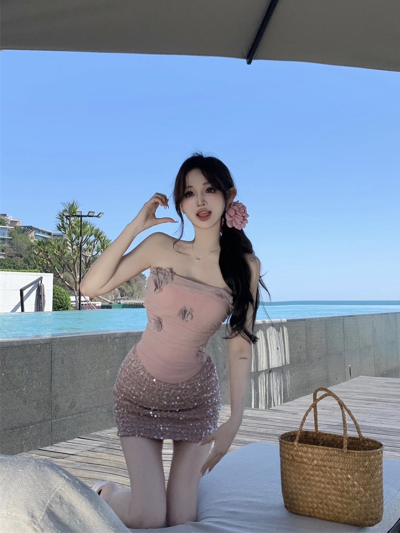 實拍~純欲風網紗拼接設計感上衣女花朵修身抹胸亮片包臀短裙