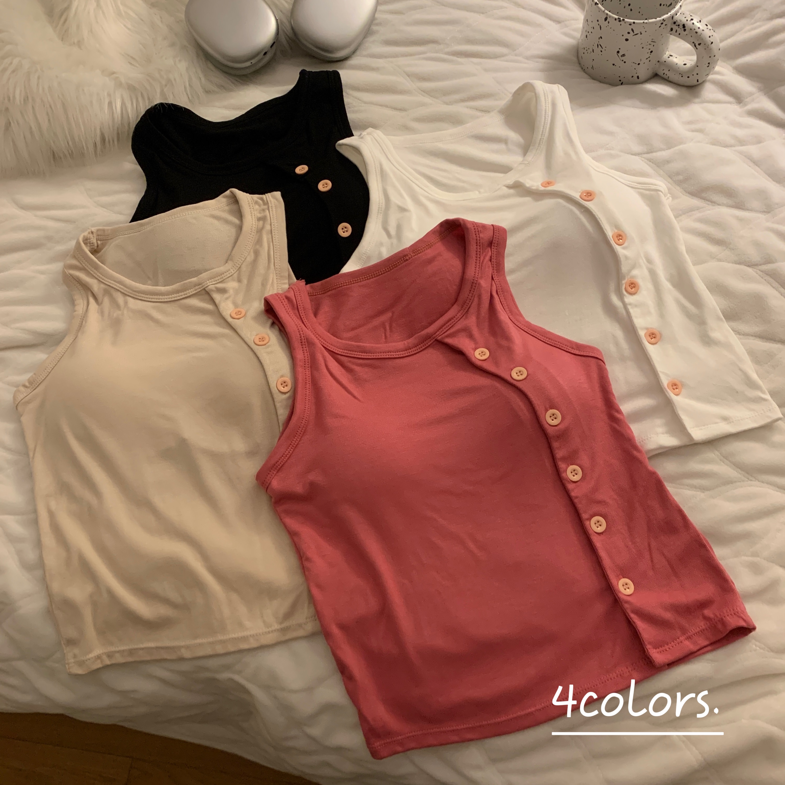 Actual shot of early spring new pure desire button camisole bottoming shirt hot girl sexy sleeveless versatile top