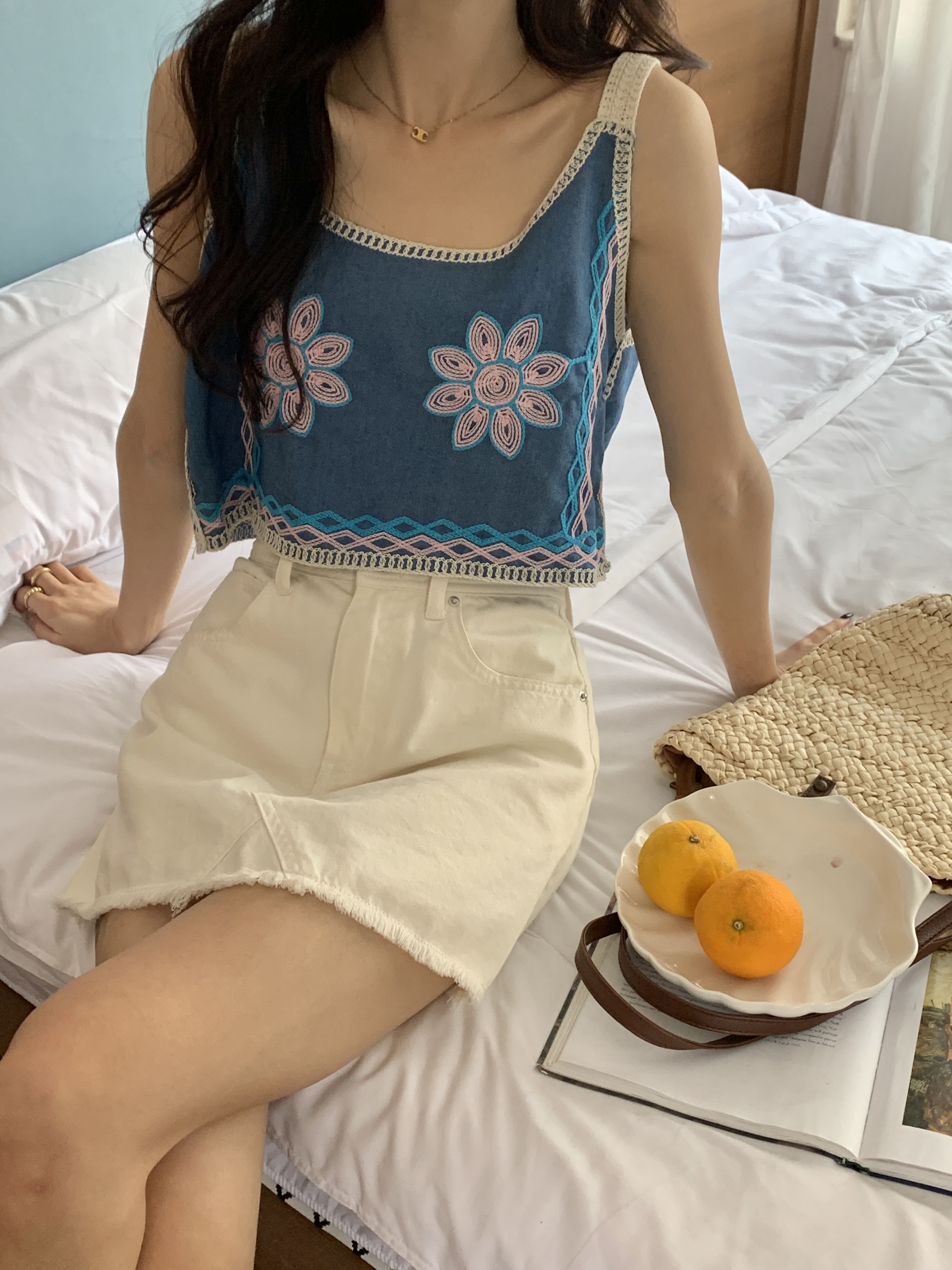 2024春夏新款韓版復古民族風鈎花刺繡V領針織馬甲開衫無袖小背心