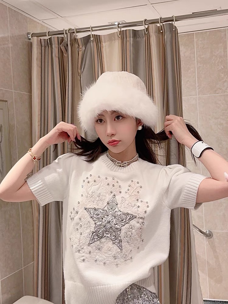 Thebestxue2024早春新款上衣白色五角星鑲鑽套頭毛衣t恤短袖女潮