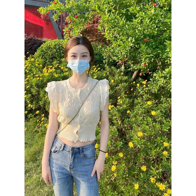 White knitted short-sleeved right shoulder t-shirt for women small French design white hollow short slim top