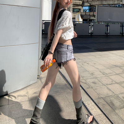 Internet celebrity's same Korean 2024 spring and summer new street brushed distressed Shibuya hot girl super shorts denim hot pants