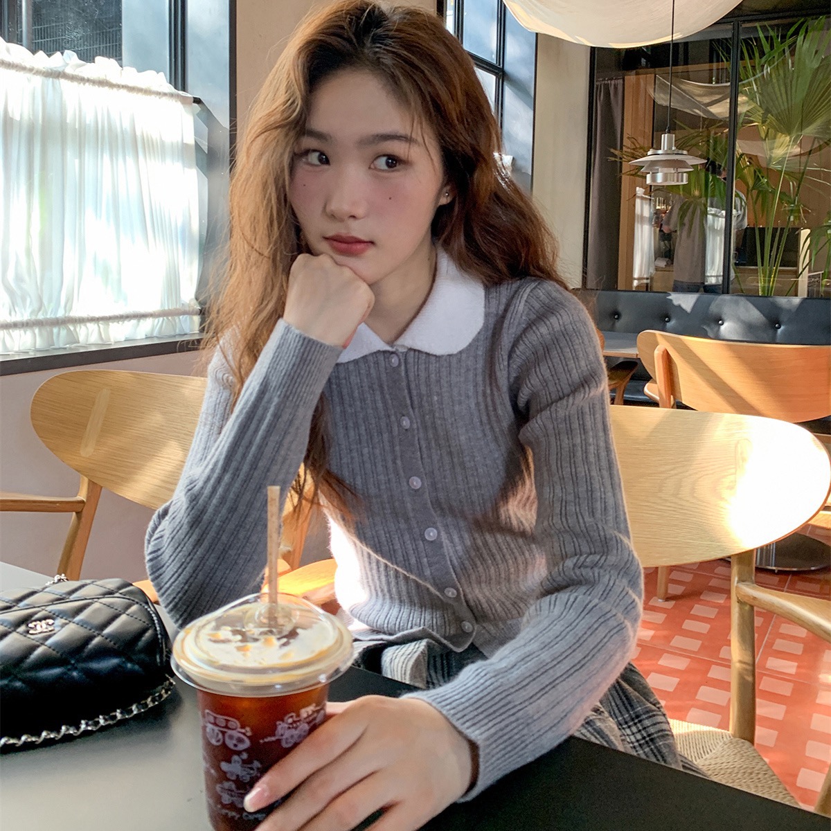 你好卡農 撞色polo領坑條針織衫女春秋新款修身顯瘦短款上衣