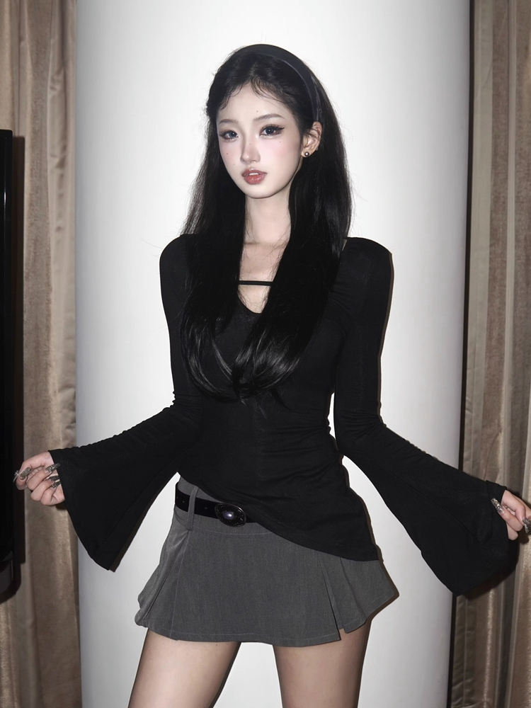 不對稱下擺性感小眾設計感不規則長袖T恤女深V領純色名媛風打底衫