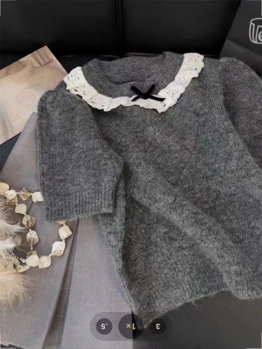 蕾丝拼接娃娃领针织上衣女灰色菱形格学院风秋季新款甜辣气质毛衣
