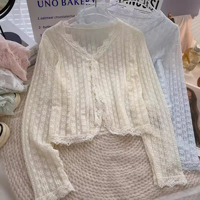 夏季韓版氣質網紗花邊V領單排扣長袖杏色針織開衫洋氣上衣