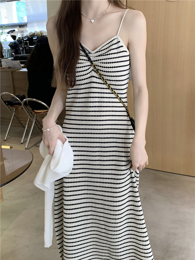 韓系慵懶風黑白條紋背心裙女長裙2024夏季新款寬鬆休閒無袖連衣裙