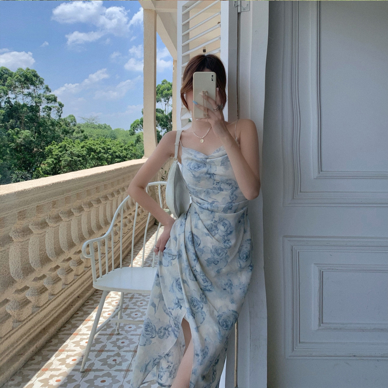 高品質夏季純欲溫柔風連衣裙內搭褶皺顯瘦修身吊帶開叉設計感