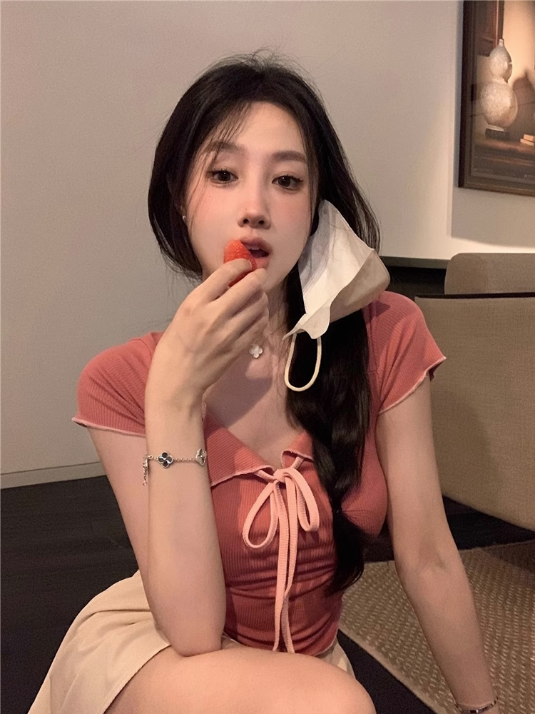 kumikumi純欲風辣妹短袖T恤女夏季小眾短款設計感緊身顯瘦上衣潮