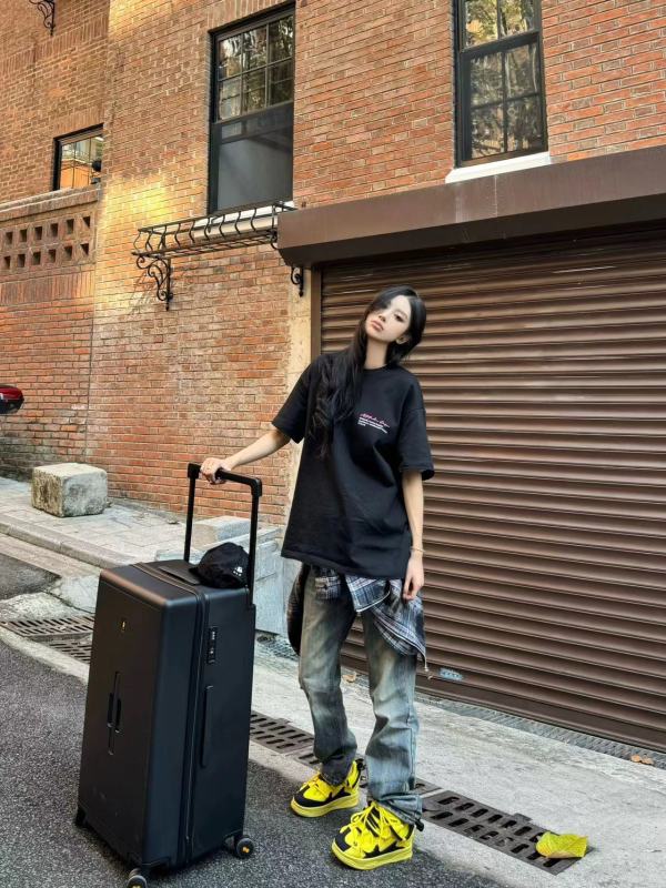 高質量純棉220克精梳緊密手感好直播品質前後印花短袖t恤女
