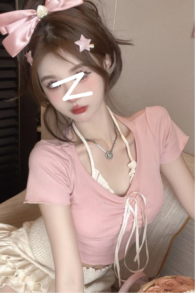 法式甜美假兩件短袖T恤女夏季純欲修身短款設計感木耳邊掛脖上衣