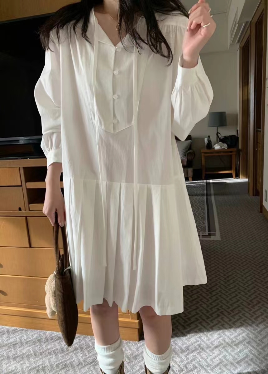 chic Korean style early spring pleated loose and slim dress