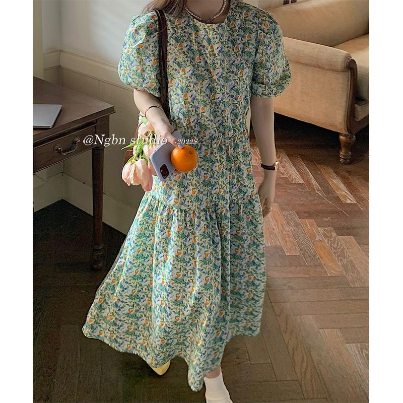 小碎花圓領連衣裙女新款夏季流行復古溫柔顯瘦款泡泡短袖長裙