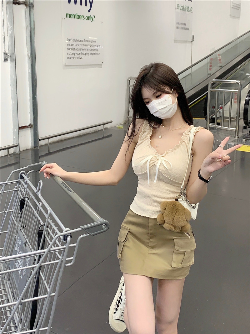 已出貨 原版面料 木耳邊吊帶背心女修身內搭上衣