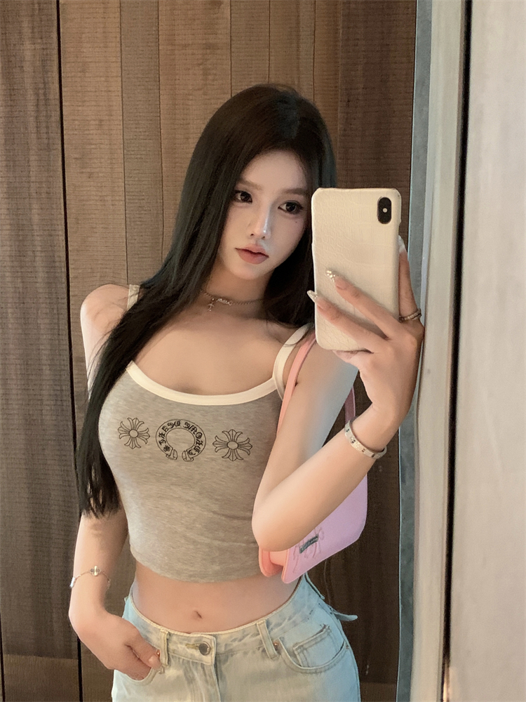 Actual shot of spring and summer pure desire design printed camisole