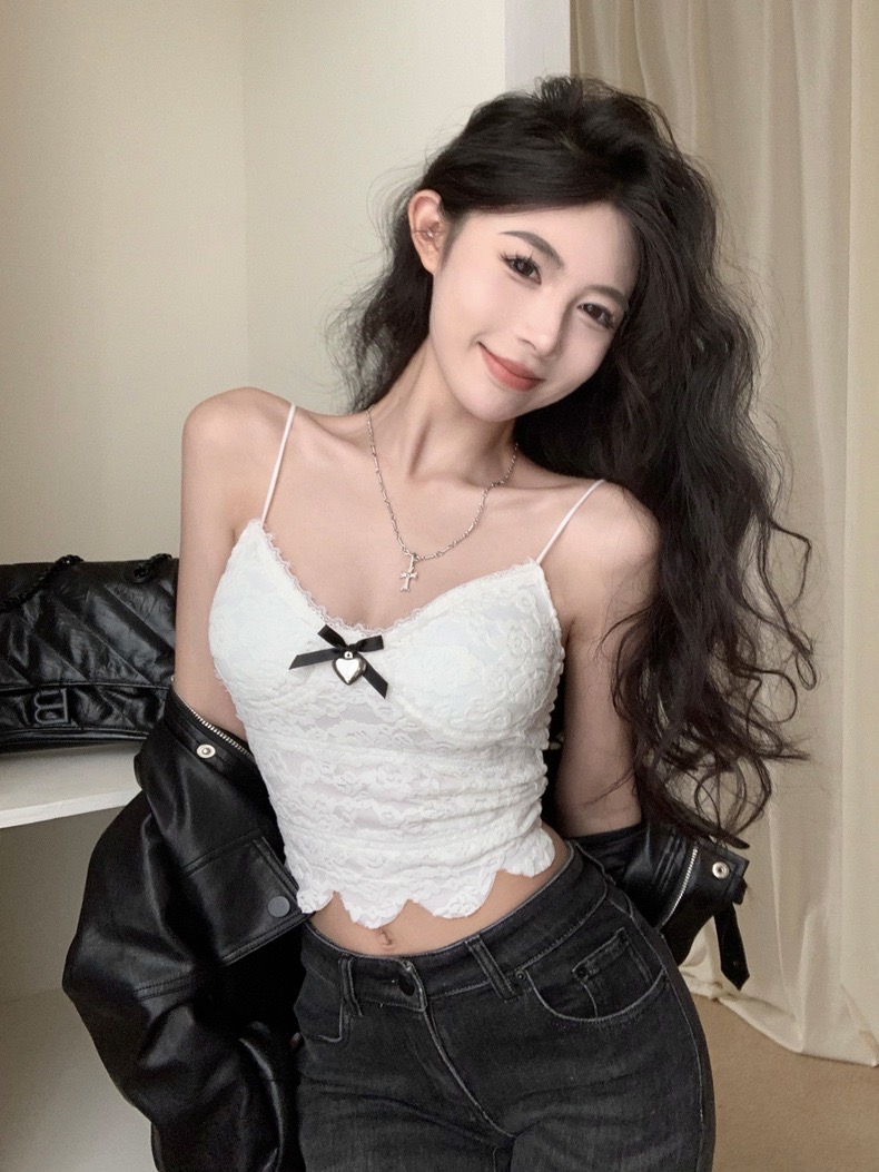 純欲蕾絲小吊帶背心女春季新款法式別致帶胸墊外穿內搭美背短上衣