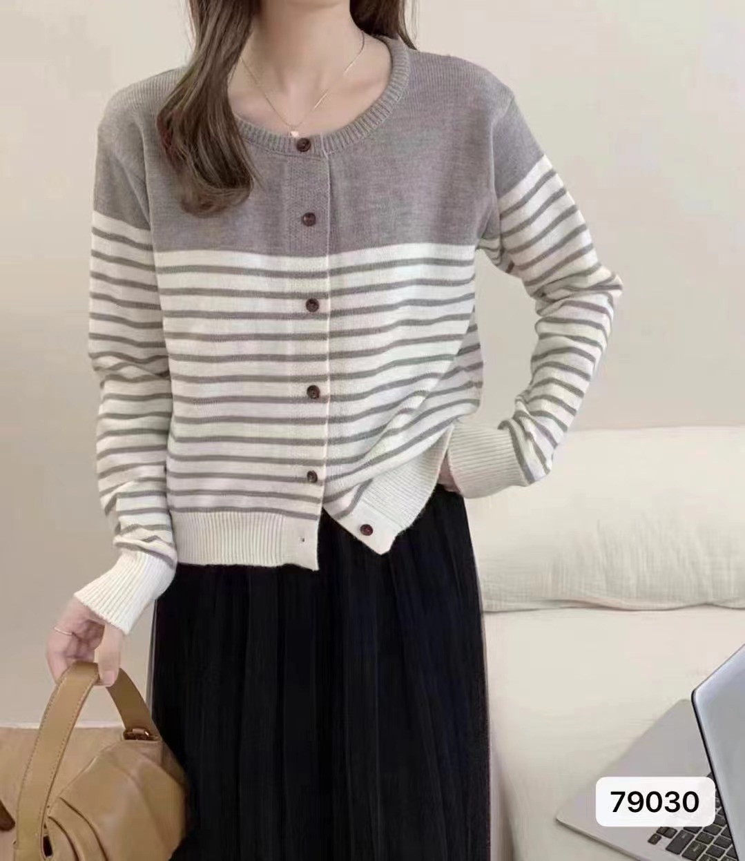韓系高級拼色條紋圓領毛衣外套女2024軟糯慵懶寬鬆針織開衫