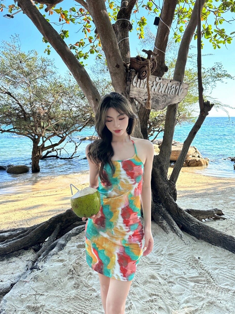 扎染印花掛脖吊帶連衣裙女夏季純欲辣妹性感包臀裙高級感抹胸裙子