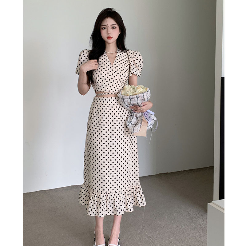 港味波點時尚套裝女夏季新款泡泡袖綁帶上衣高腰魚尾半身裙兩件套