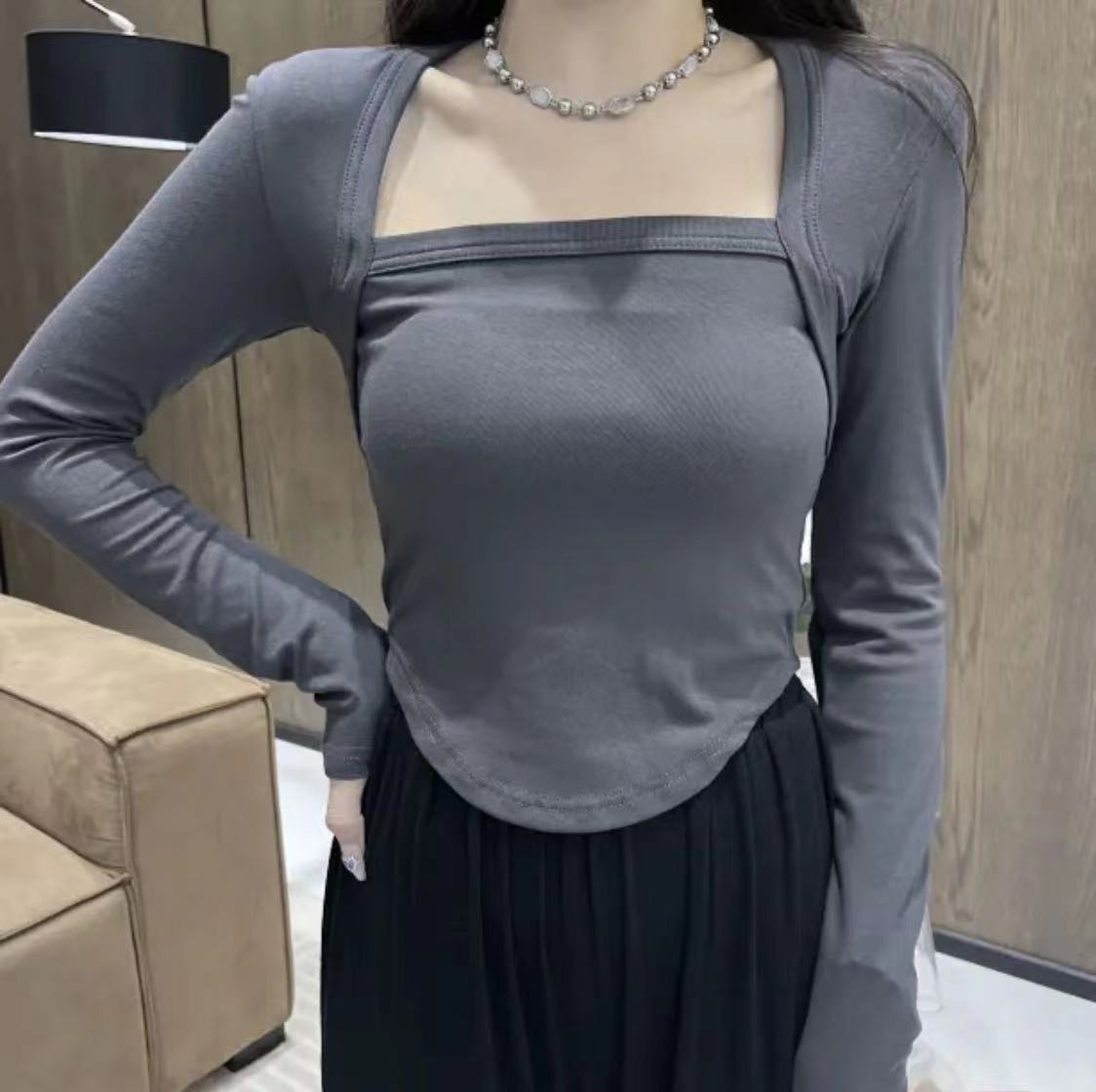 牛奶絲方領學生上衣女短款辣妹修身打底衫內搭長袖t恤女ins