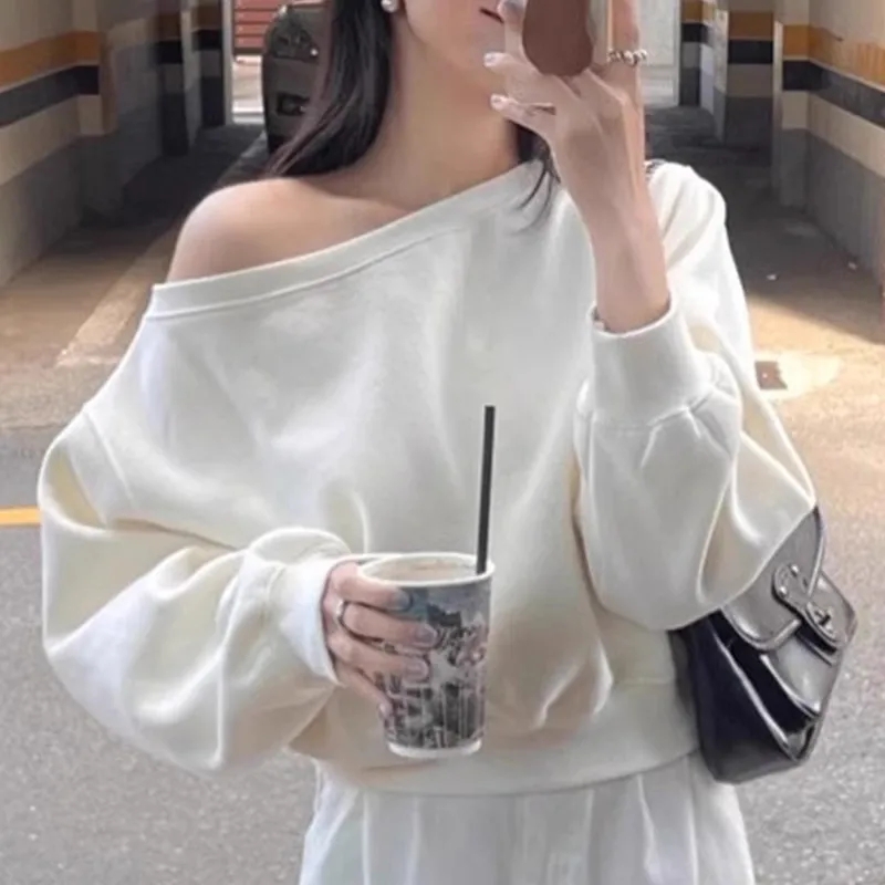 韓國chic秋冬小眾氣質一字領露肩寬鬆休閒百搭短款長袖純色衛衣女