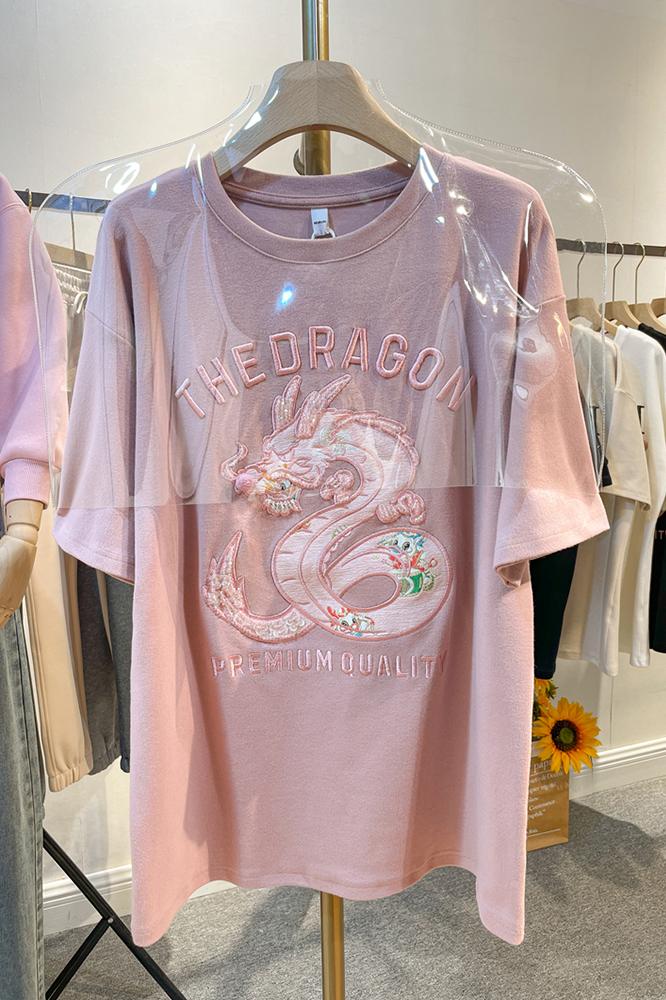 200斤大碼加厚磨毛短袖女秋冬上衣重工刺繡龍年配鯊魚褲T恤打底衫