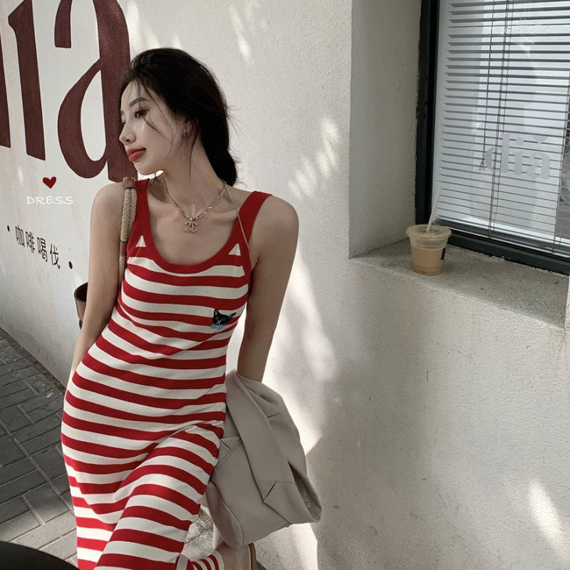 Niche red suspender striped dress for women summer slim sweet girl style hip-hugging vest long skirt