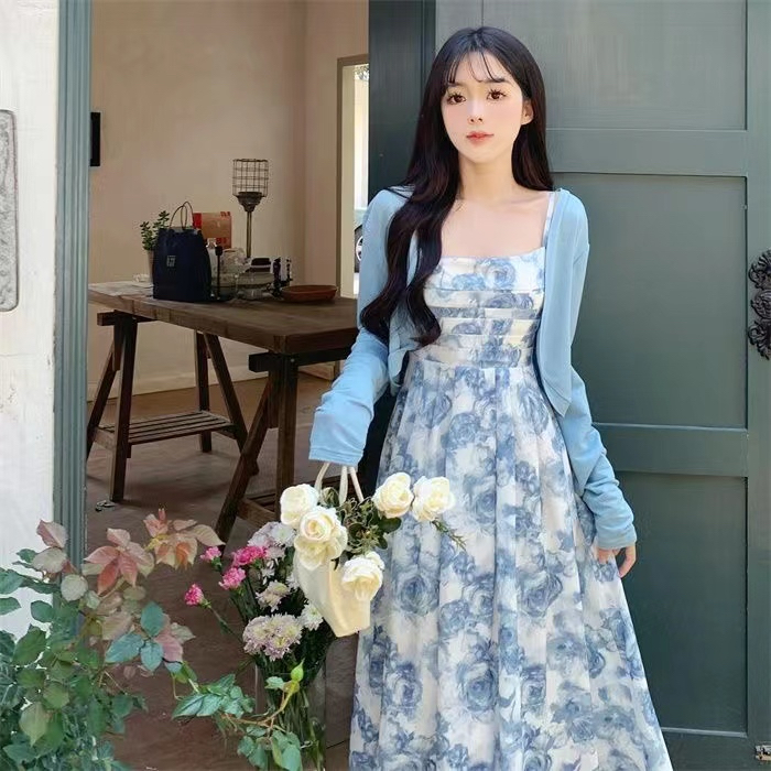 胖妹妹顯瘦氣質套裝裙2024新款溫柔森系藍色碎花連衣裙開衫兩件套