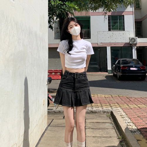 白色字母潮牌短袖T恤女2024夏季韩版修身甜辣风短款露脐显瘦上衣