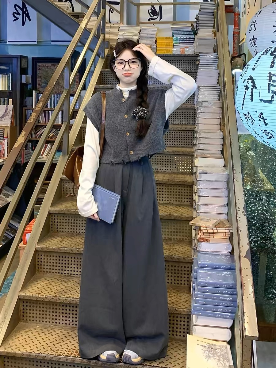 高級感灰色針織馬甲背心女2024春秋季新款氣質無袖上衣