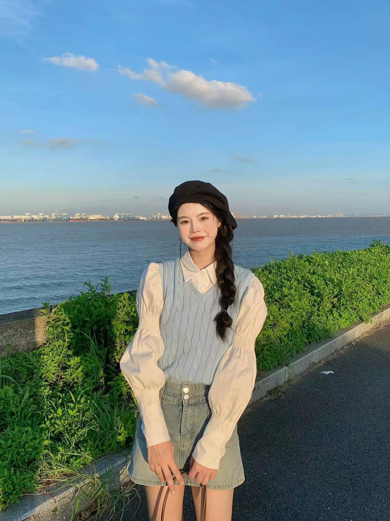 妒紗2024春季新款藍色馬甲背心疊穿甜美少女感泡泡袖白襯衫