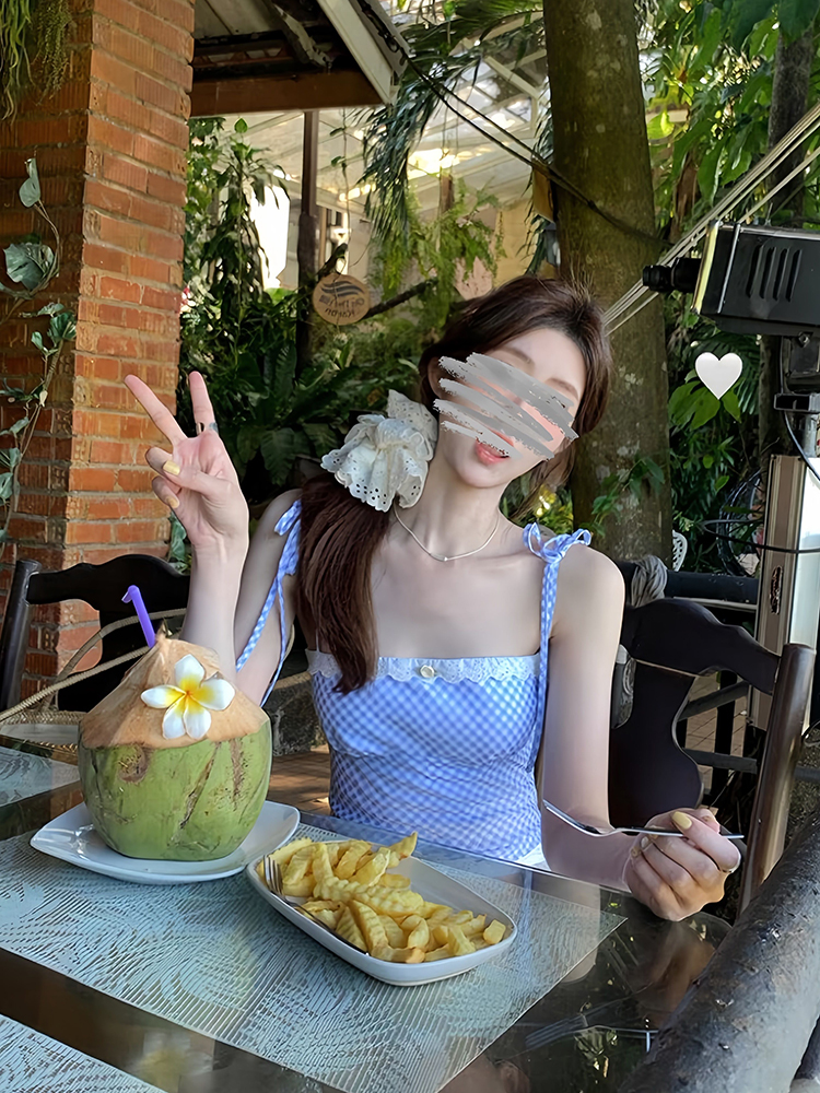 海島記憶~格紋吊帶女蝴蝶結新款玫瑰拼色收腰顯瘦上衣