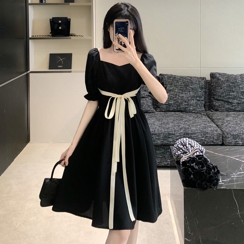 Large size French Hepburn style black chiffon dress women's new summer new strappy little black dress that reduces age and temperament