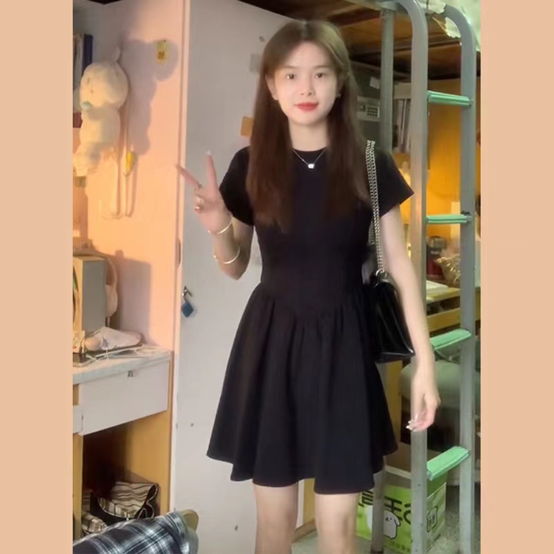 法式氣質赫本風黑色連衣裙子夏季2024年新款女裝小黑裙小個子短裙