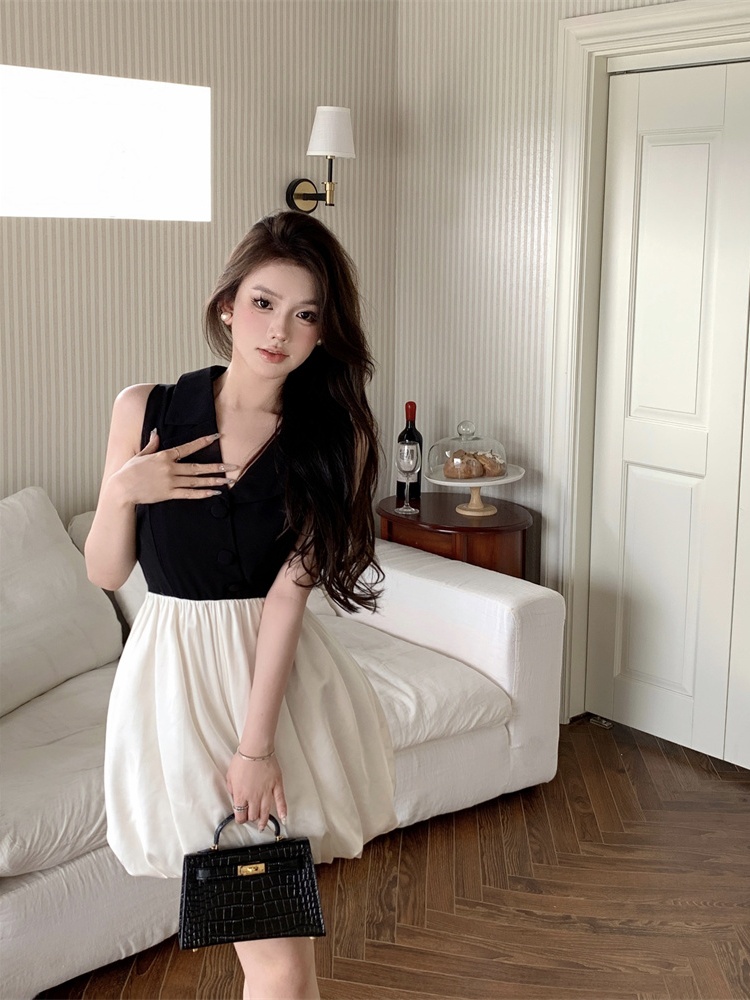 實拍 設計感小眾收腰顯瘦拼接V領無袖花苞連衣裙女