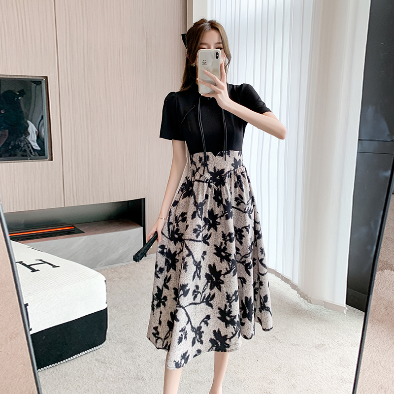 Real shot of new Chinese style fake two-piece buckle dress summer high-end daily commuting little black dress