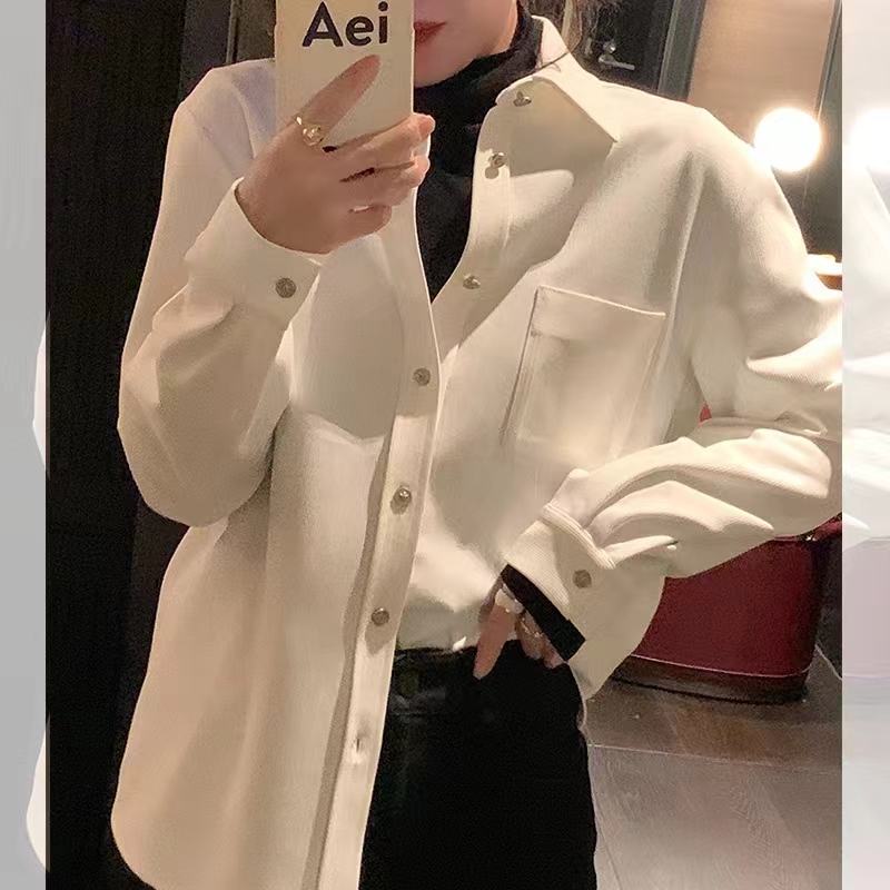 磨毛加厚白色襯衫女春秋長袖高級感小眾別致復古港味疊穿襯衣