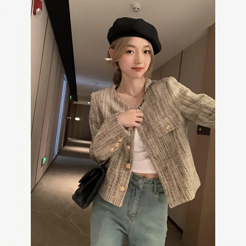 氣質高級感超好看外套女2024新款法式小香風短款寬鬆顯瘦正肩上衣